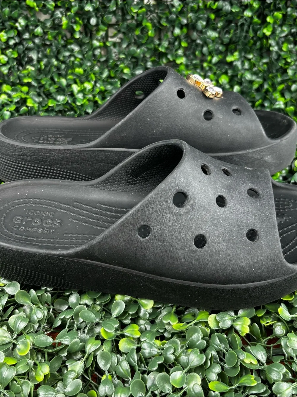 CROCS Black Casual Slip-On Clog